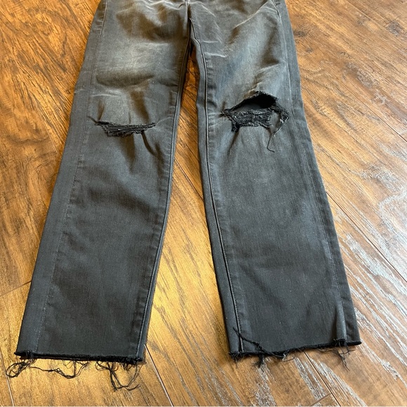 FRAME High Rise Le Nouveau Straight Leg Denim Distressed Black Raw Hem | 25 - Picture 5 of 11